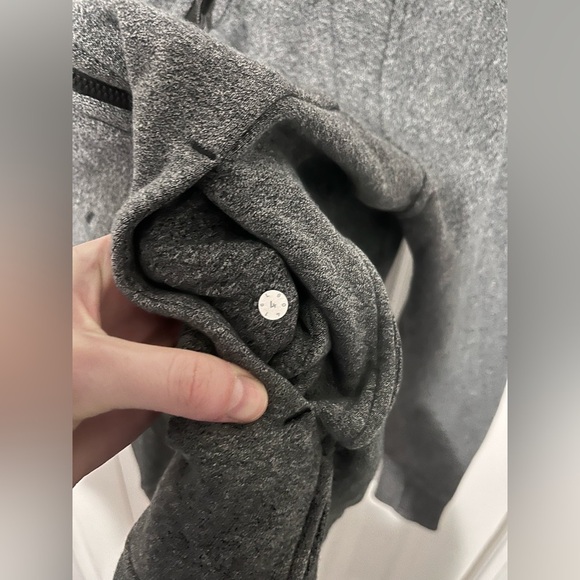 Lululemon Scuba Hoodie Heathered Grey Size 4 - Picture 3 of 4